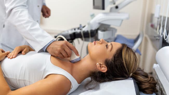 Ultraschalluntersuchung (Bauch, Schilddrüse)